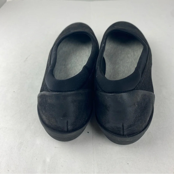 Clarks Cloudsteppers Womens 9 Black Ayla Low Ballet Flat Microsuede Slip On - Picture 3 of 6
